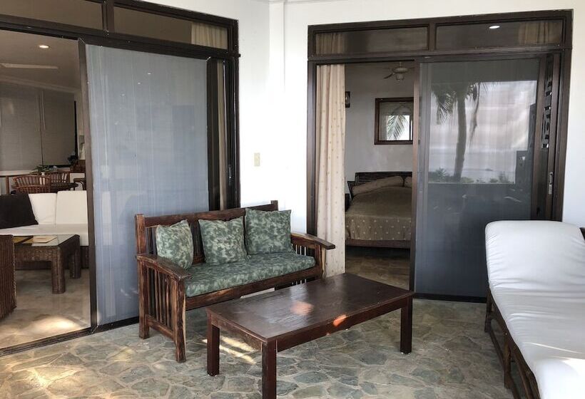 2-Bedroom Classic Apartment, Argonauta Boracay Boutique Hotel With Apartments And Villas