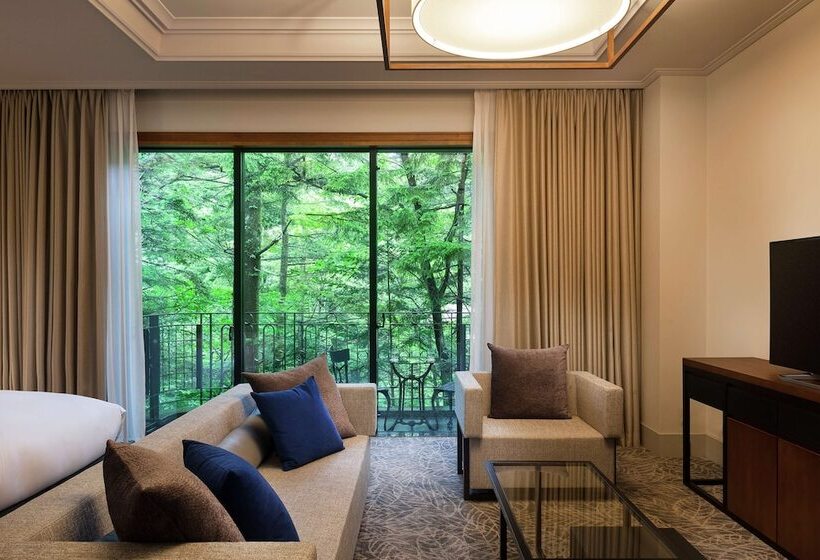 Chambre Deluxe, Kyukaruizawa Kikyo, Curio Collection By Hilton