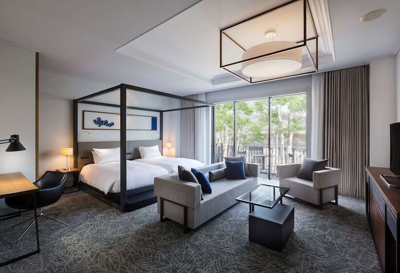 اتاق داخلی دلوکس, Kyukaruizawa Kikyo, Curio Collection By Hilton