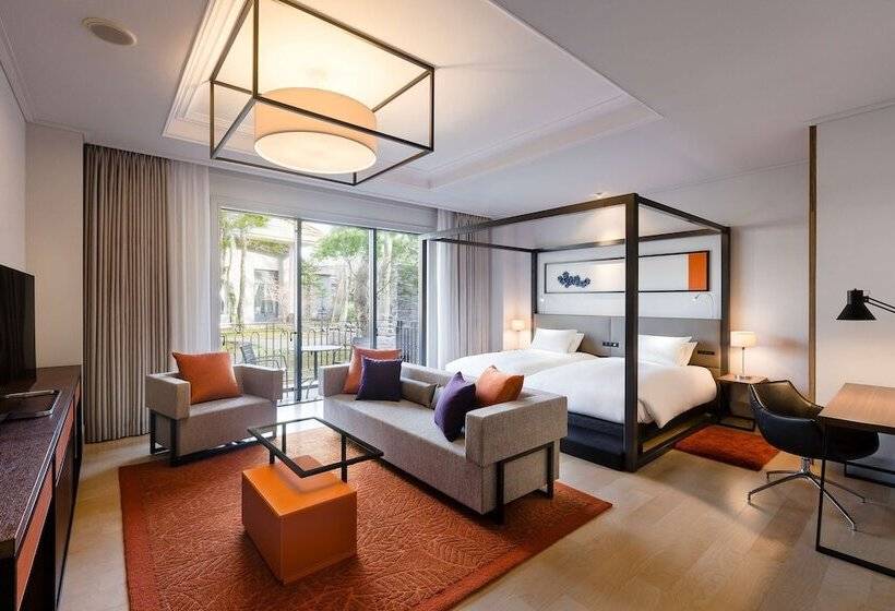 اتاق داخلی دلوکس, Kyukaruizawa Kikyo, Curio Collection By Hilton