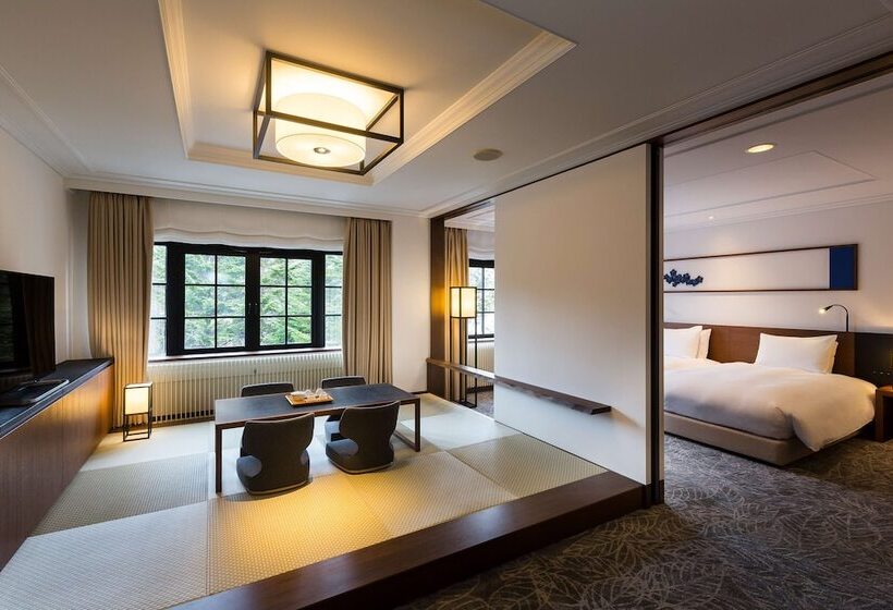 اتاق پرمیوم, Kyukaruizawa Kikyo, Curio Collection By Hilton