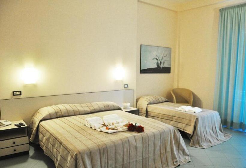 Standard Triple Room, L'approdo Di Angelino