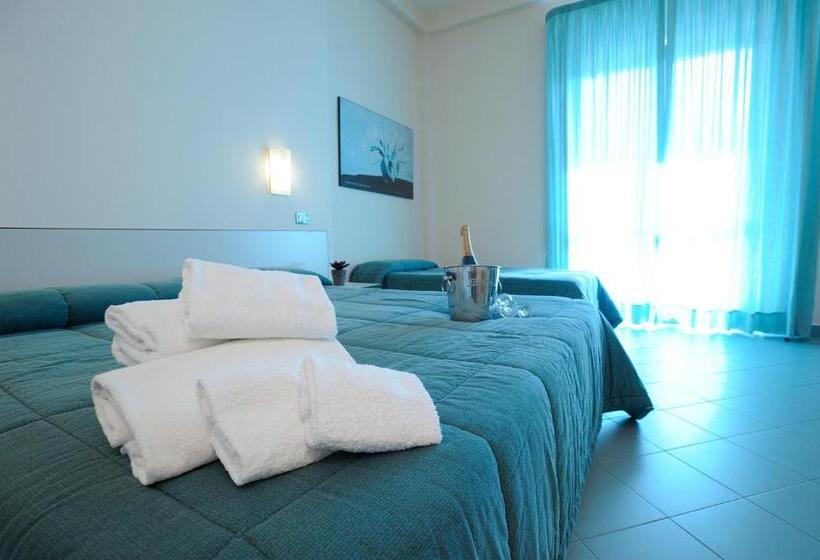 Standard Triple Room, L'approdo Di Angelino