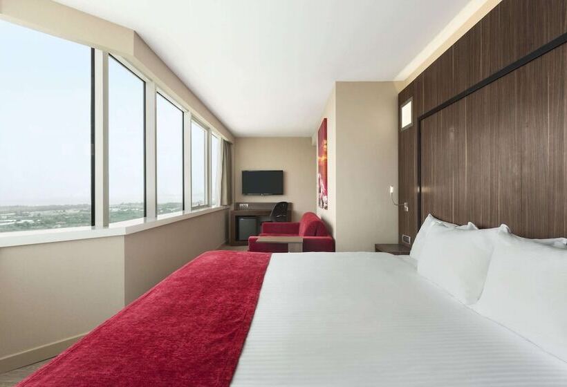 اتاق استاندارد با تخت بزرگ, Ramada Encore By Wyndham Izmir