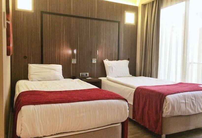 Standard Room, Ramada Encore By Wyndham Izmir