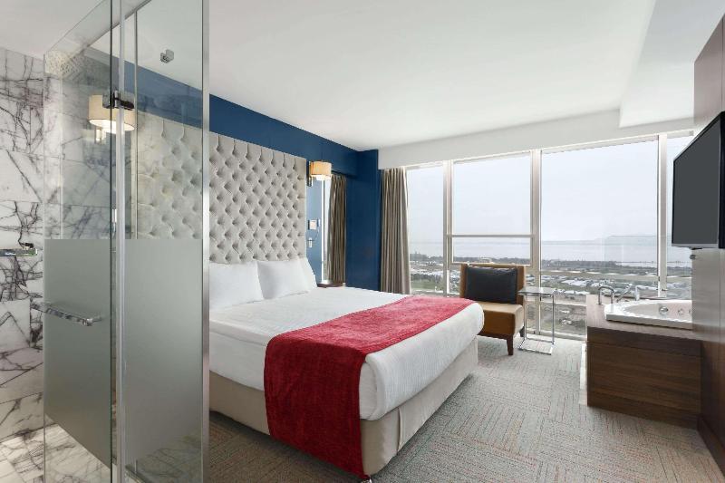 سوئیت اجرایی با تخت کینگ, Ramada Encore By Wyndham Izmir