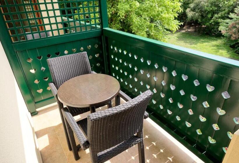 سوئیت با وان آب گرم, & Spa Palić Resort