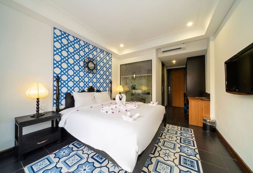 اتاق لوکس با بالکن, Thanh Binh Central
