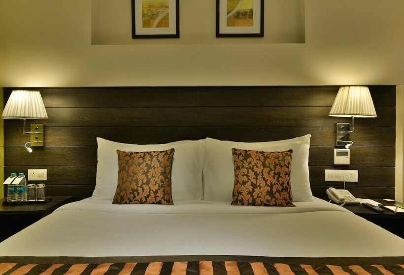 Quarto standard, The Fern Residency, Vadodara