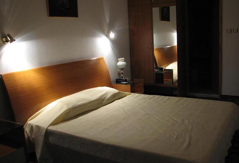 سوئیت با بالکن, Kamchia Park Hotel   All Inclusive & Free Parking