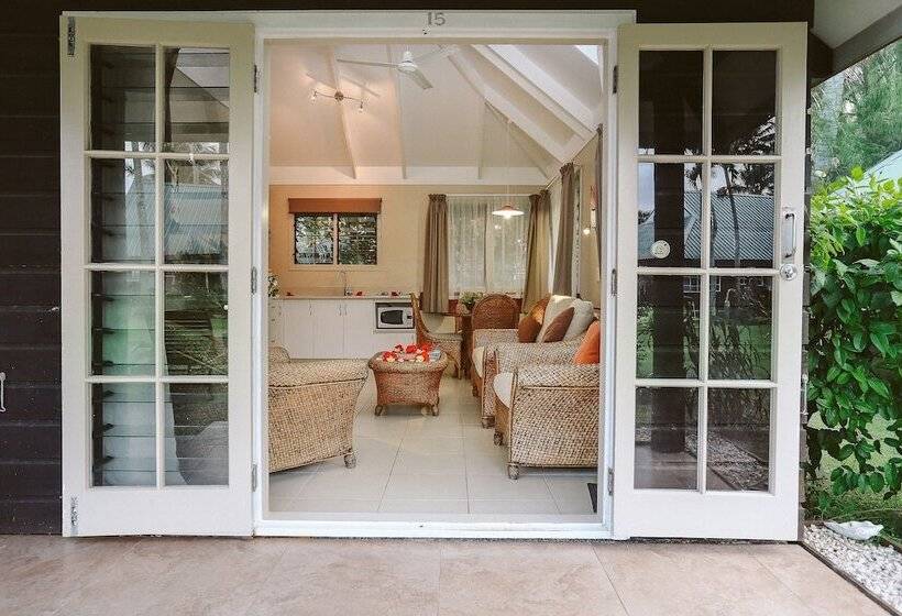 اتاق دوبلکس, Muri Beachcomber