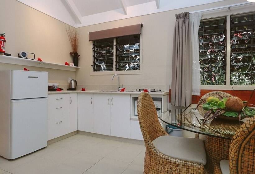 اتاق دوبلکس, Muri Beachcomber