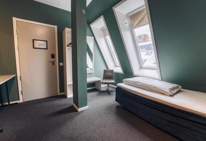 اتاق خانوادگی, Smarthotel Oslo