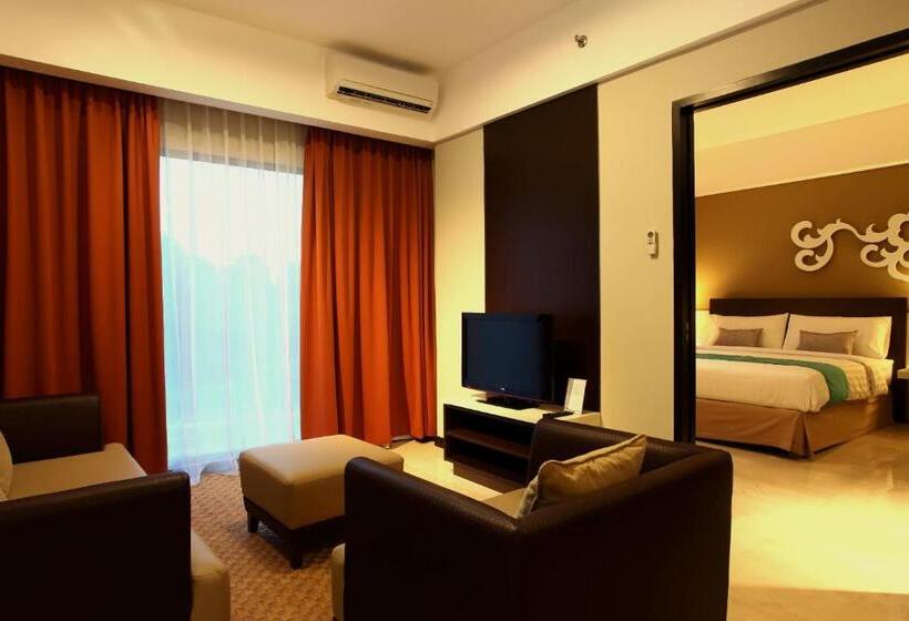 Executive Suite, Soll Marina Hotel & Conference Center Bangka