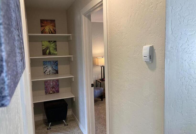 آپارتمان 1 خوابه, Bell & Main Alamosa Studio Suite Walking Distance To Downtown
