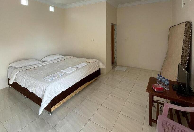 اتاق خانوادگی, Valencia Homestay Redpartner