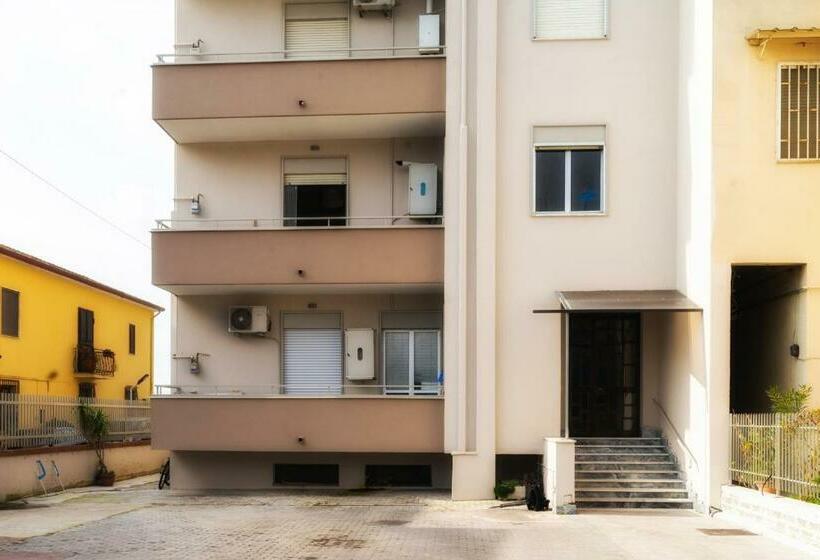 اتاق استاندارد سه نفره, B&b Porta Roma