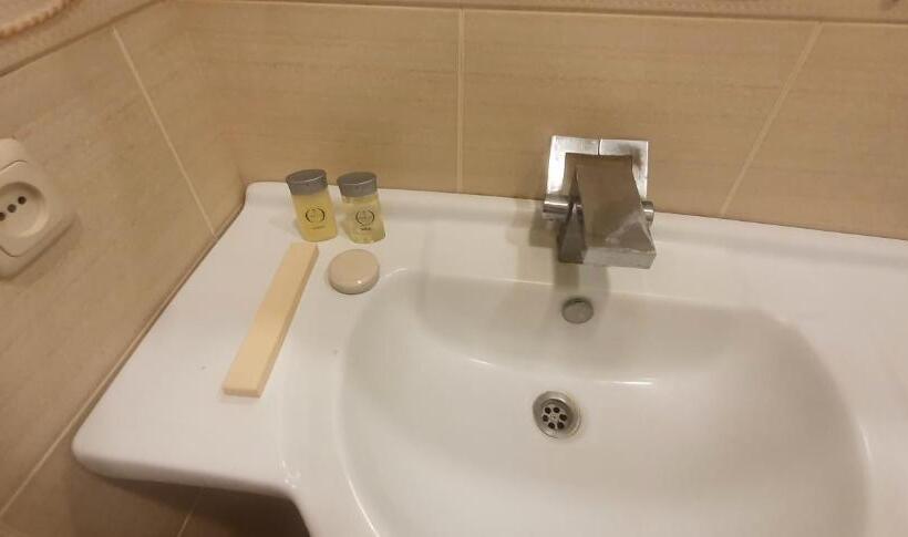 اتاق لوکس, Guest House Yerevan