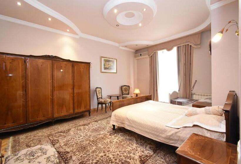 اتاق لوکس, Guest House Yerevan