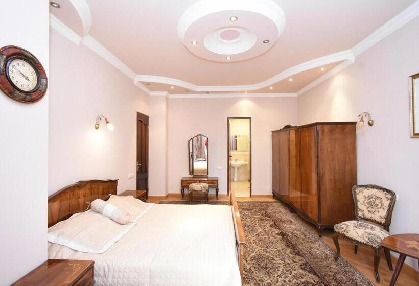 اتاق لوکس, Guest House Yerevan