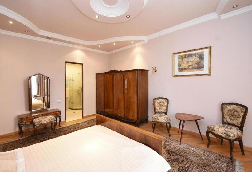 اتاق لوکس, Guest House Yerevan