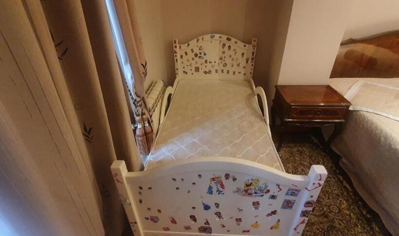 اتاق لوکس, Guest House Yerevan