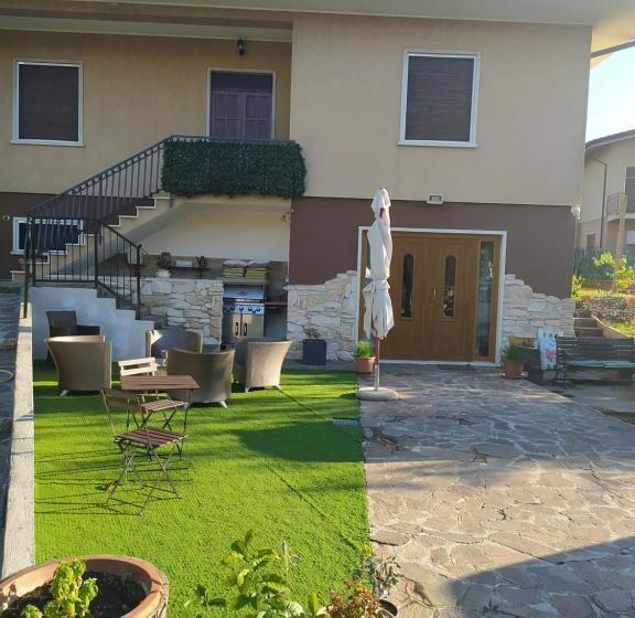 اتاق استاندارد, Villa Rita