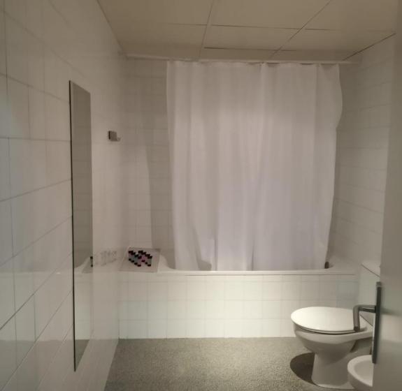 آپارتمان 3 خوابه, Residencia Universitaria Campus De Montilivi