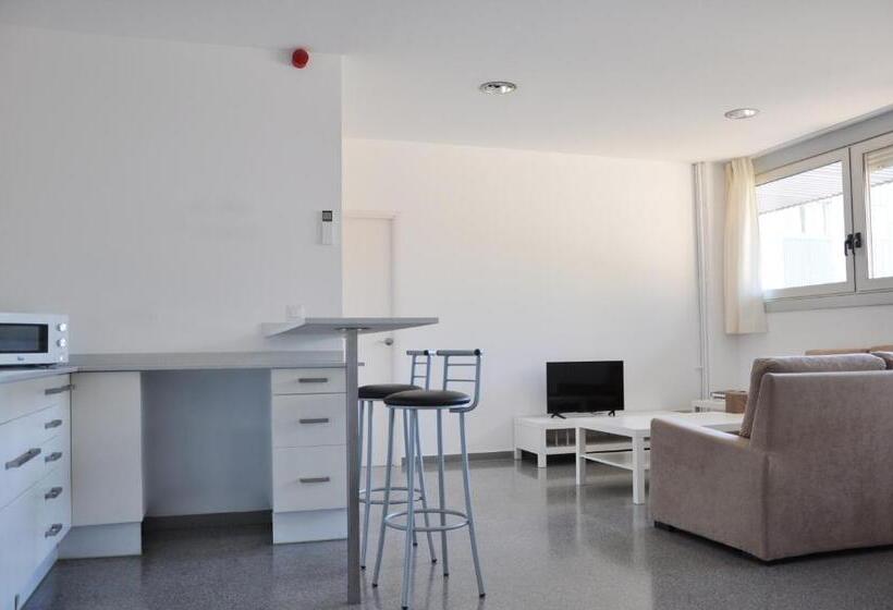 ３ベッドルームアパートメント, Residencia Universitaria Campus De Montilivi