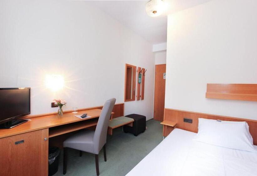 Номер Комфорт Индивидуальный, City Hotel Würzburg
