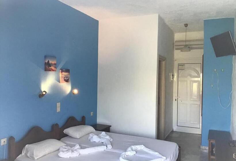 اتاق راحتی یک تخته, Anatoli Beach