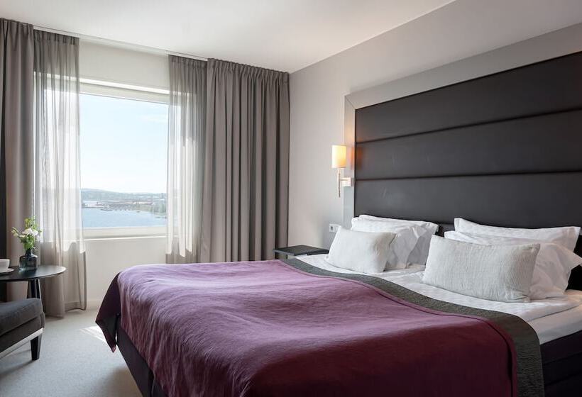 اتاق سوپریور با چشم‌انداز دریا, Elite Plaza Ornskoldsvik
