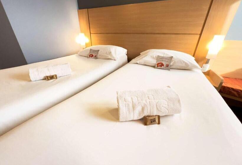 Standard Room, Ibis Passo Fundo Centro