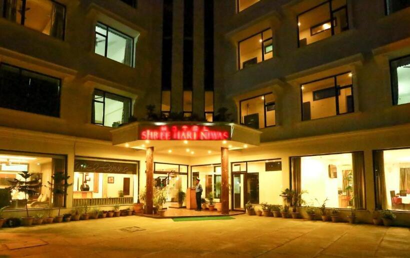 اتاق لوکس, Shree Hari Niwas