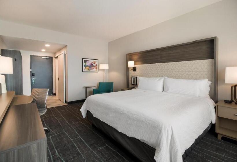 اتاق استاندارد با تخت بزرگ برای معلولان, Holiday Inn & Suites   Mt Juliet Nashville Area, An Ihg