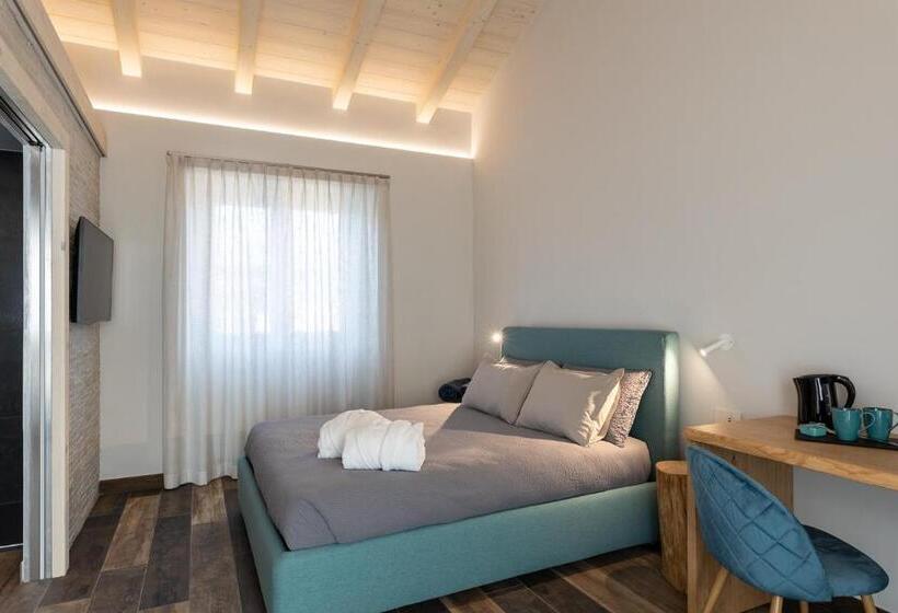 اتاق لوکس, Agriturismo Il Medeghino
