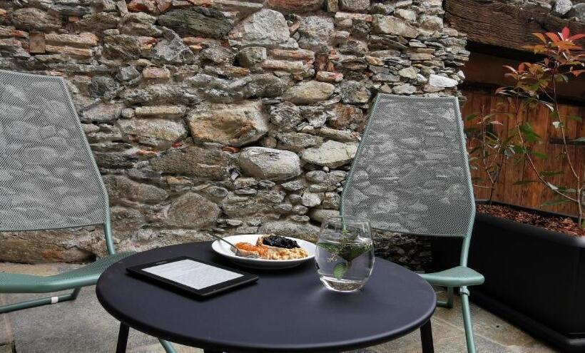 اتاق لوکس, Agriturismo Il Medeghino