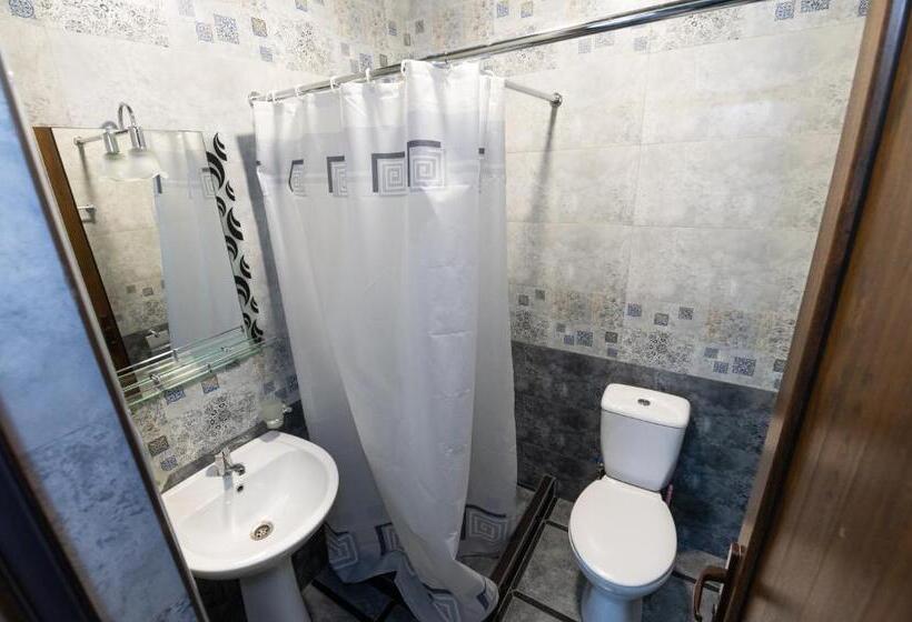 اتاق استاندارد با بالکن, Rafting House