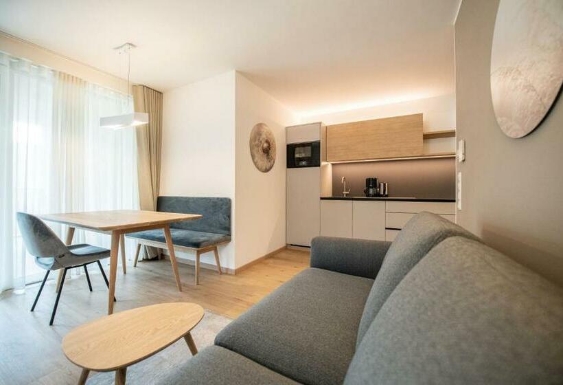آپارتمان 1 خوابه با بالکن, Residence Amoret