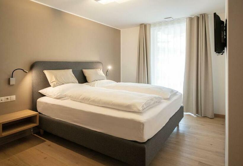 آپارتمان 1 خوابه با بالکن, Residence Amoret