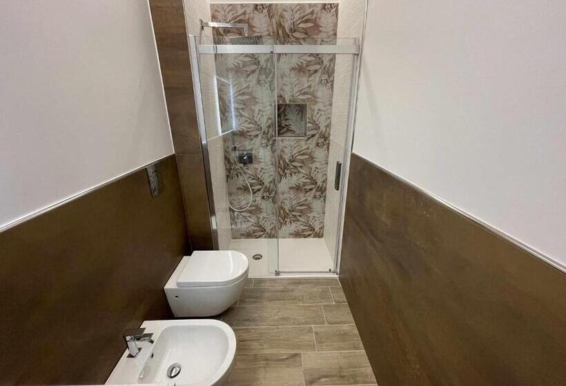 اتاق لوکس, B&b Altomare