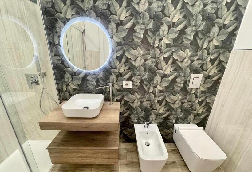اتاق لوکس با تخت بزرگ, B&b Altomare