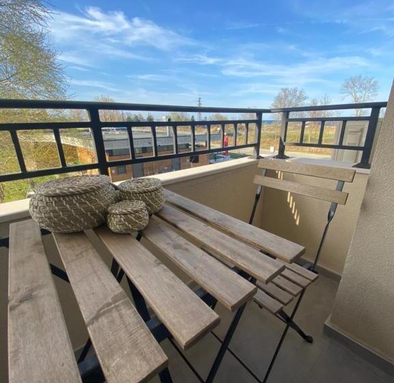 اتاق استاندارد با تخت بزرگ, Nm Residence