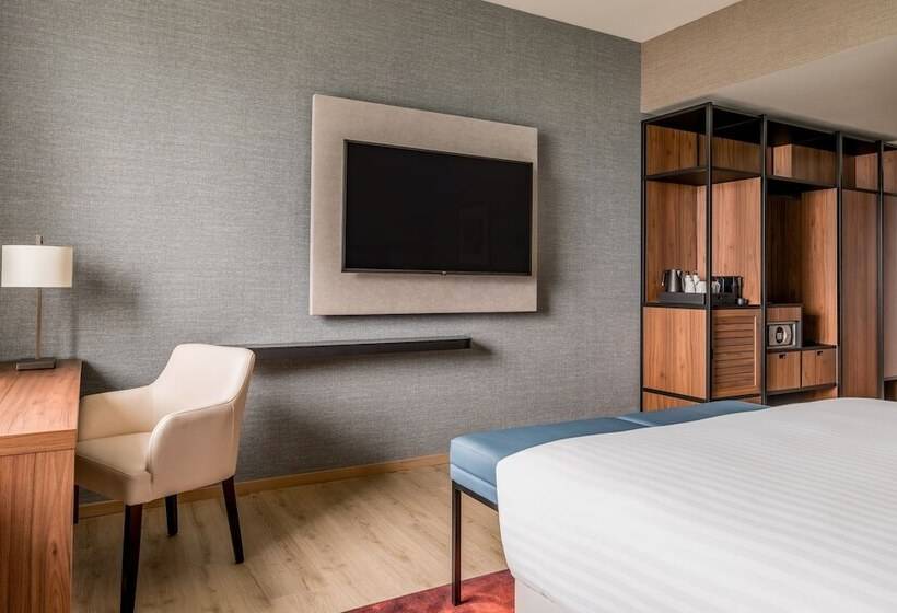 Deluxe-huone, Geneva Marriott