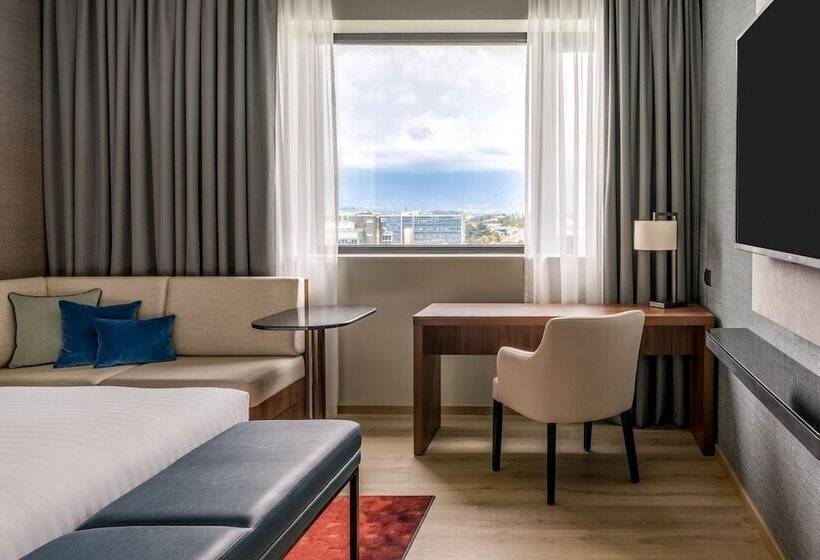 Deluxe-huone, Geneva Marriott