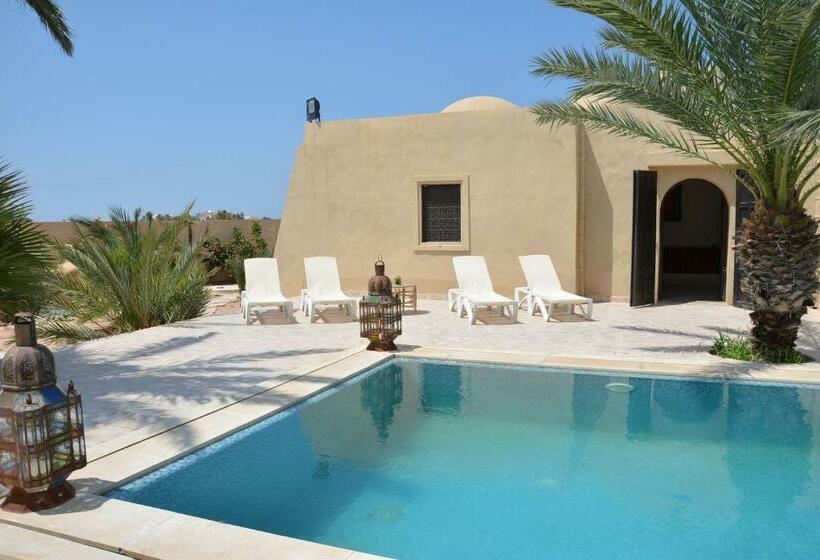 اتاق استاندارد با تخت بزرگ, Dar Almassa