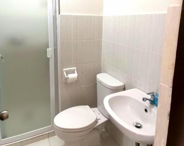 استودیو استاندارد با چشم‌انداز استخر, Pool View Studio In Mesaverte With Free Pool & Netflix