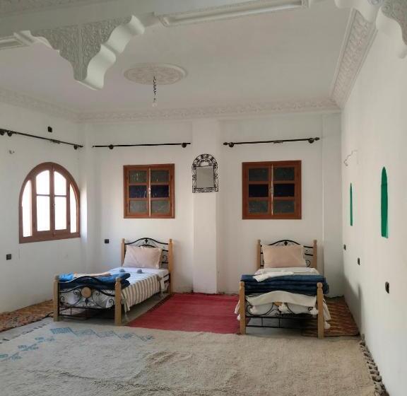 اتاق استاندارد سه نفره, Riad Dar Ahlam