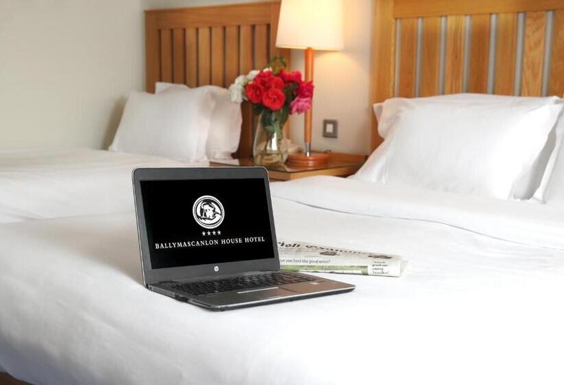 اتاق استاندارد سه نفره, Ballymascanlon Hotel And Golf Resort