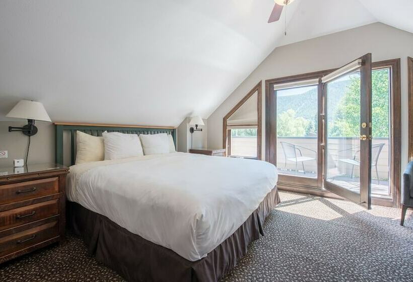 اتاق استاندارد با تخت دوبل, Elk Mountain Lodge